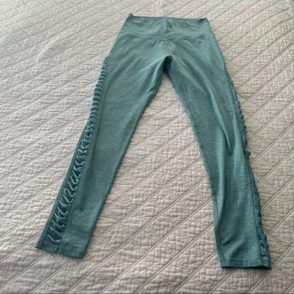 Aerie seafoam green ruched leggings large